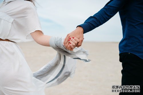 桑椹子中文字幕av大片网站，紫色的甜蜜，古老的智慧